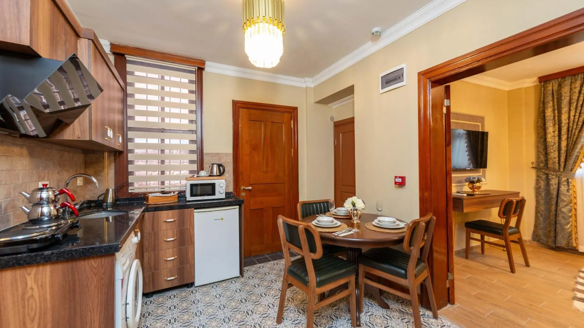 Brown Mansion Oldcity Istanbul