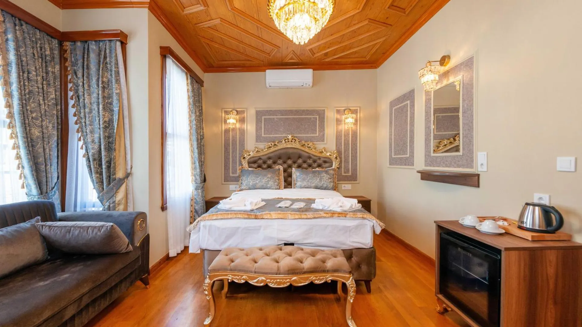 Brown Mansion Oldcity Istanbul Hotel